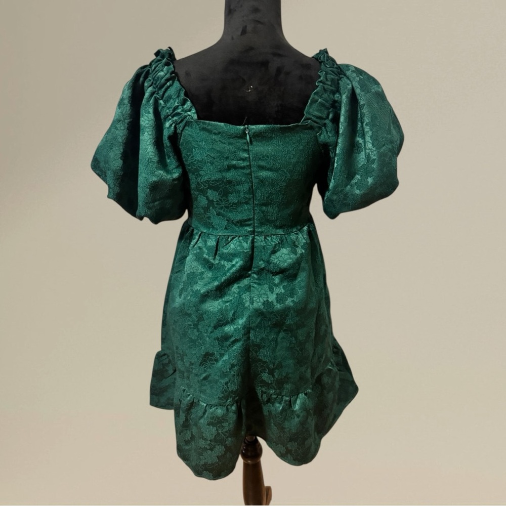 Elegant Green Mini Dress - Picture 2 of 6